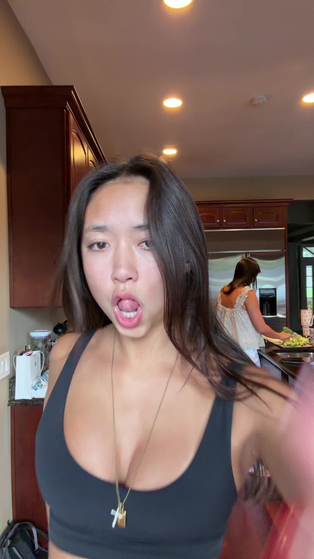 @hannah lee