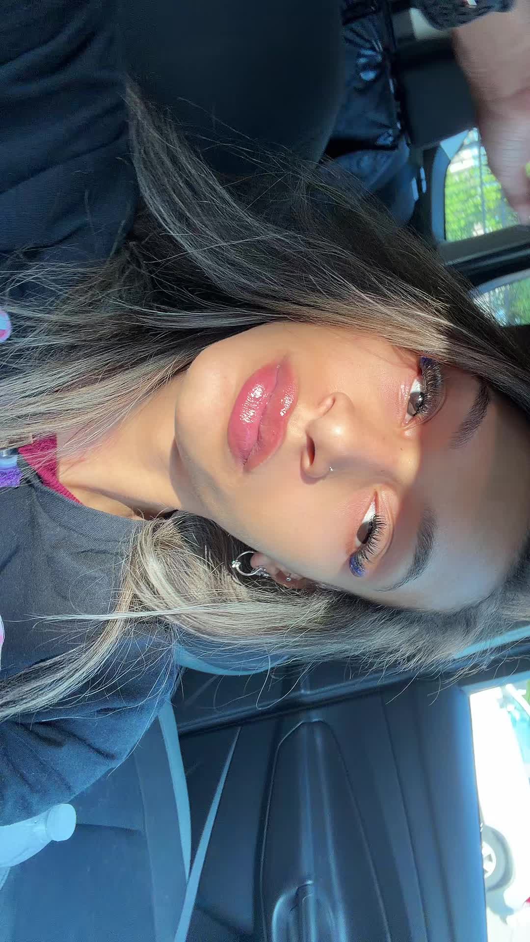@carleeebaee