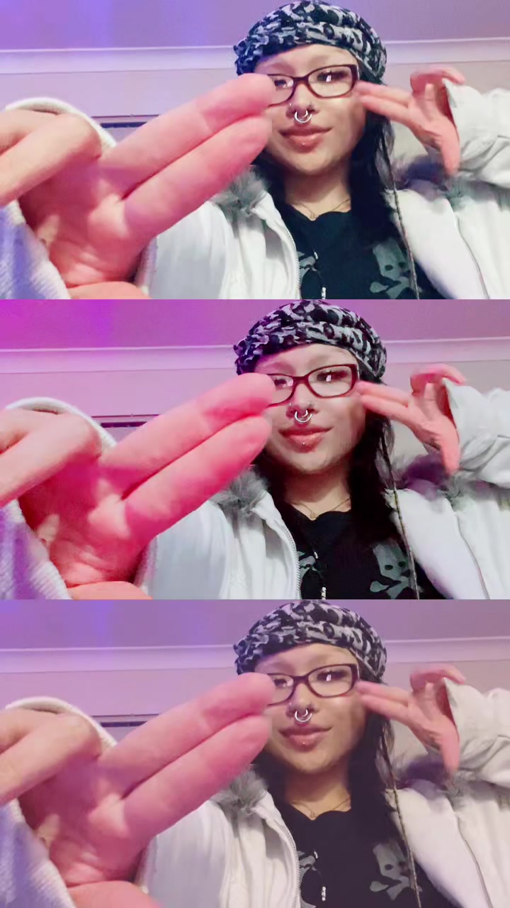 @<3 ^_^