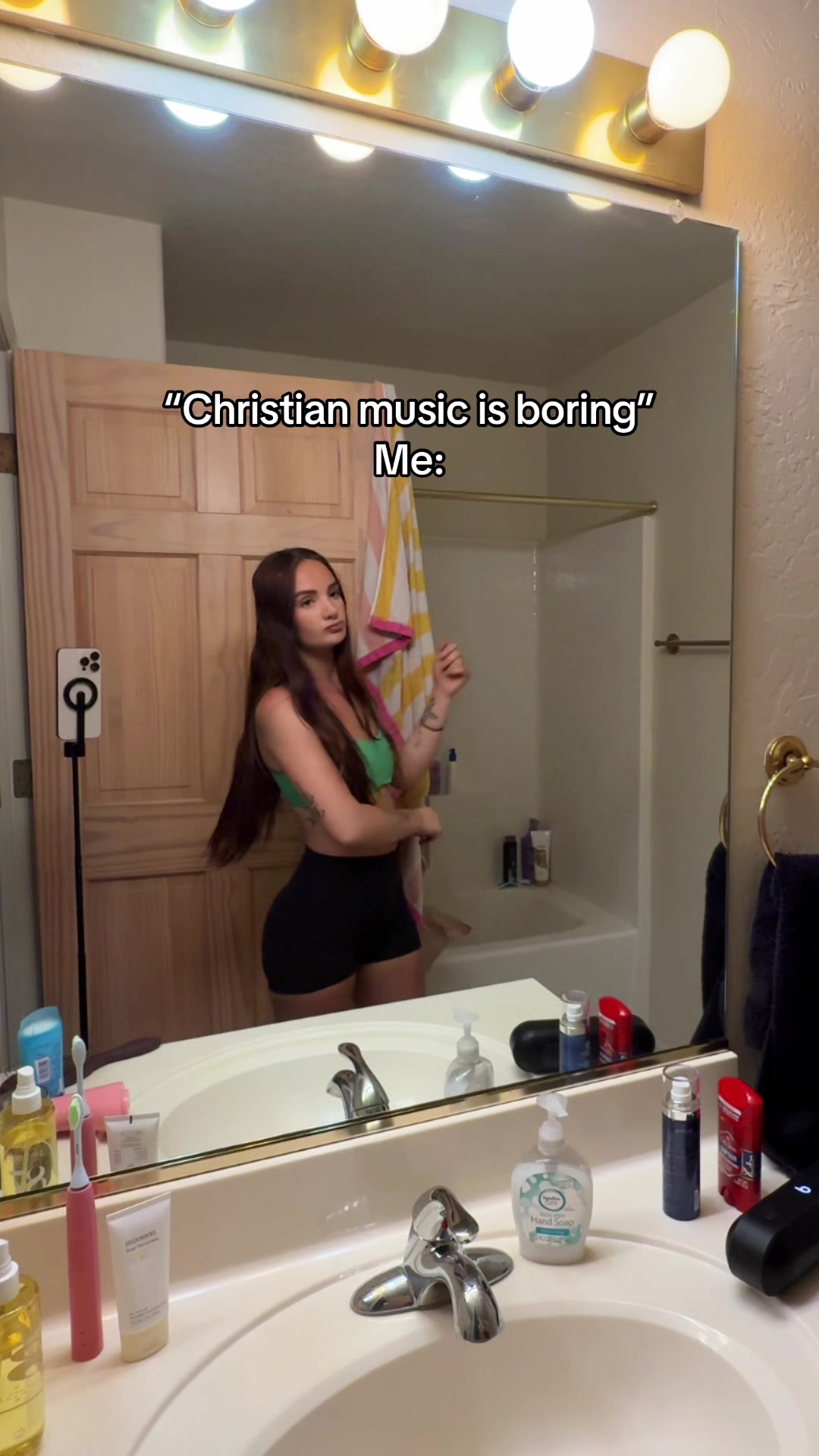 @Lexi.