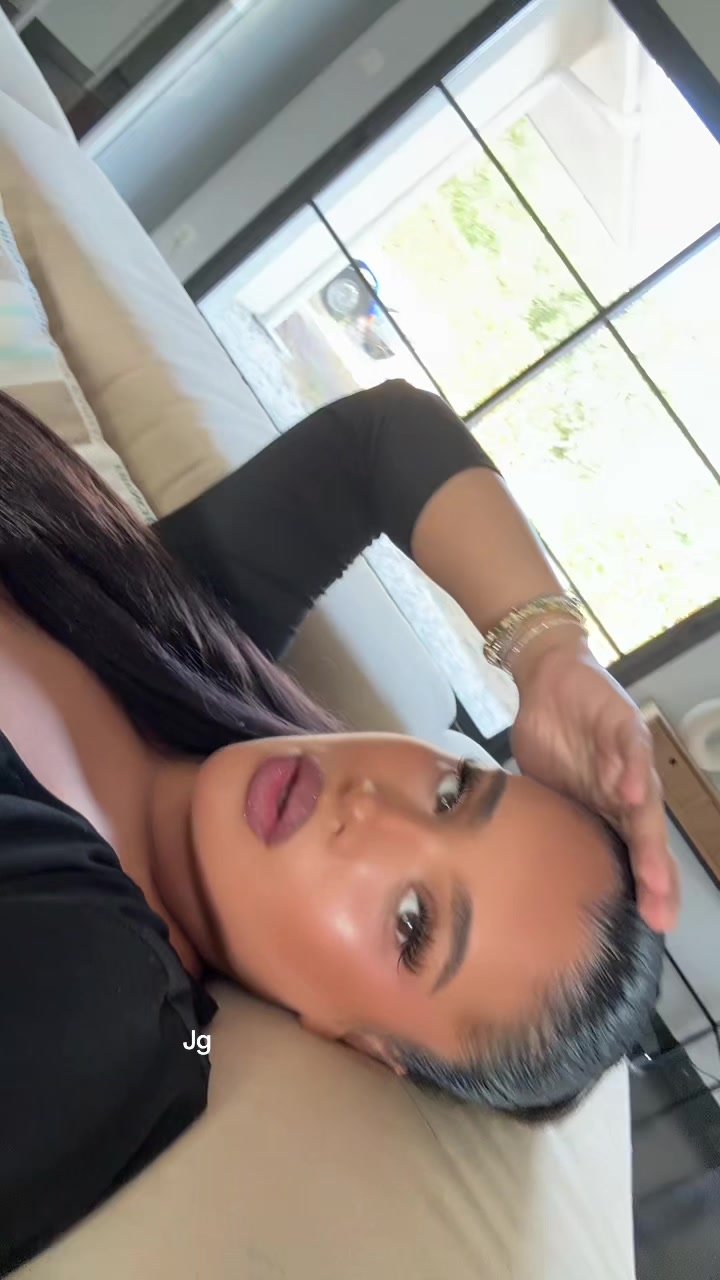 @dinabenna