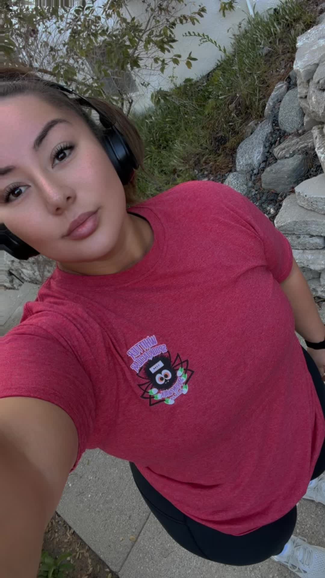 @LaReinaAsh