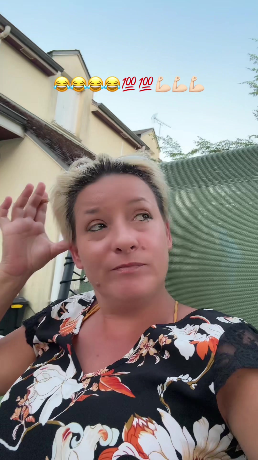 @Angellafolledingue