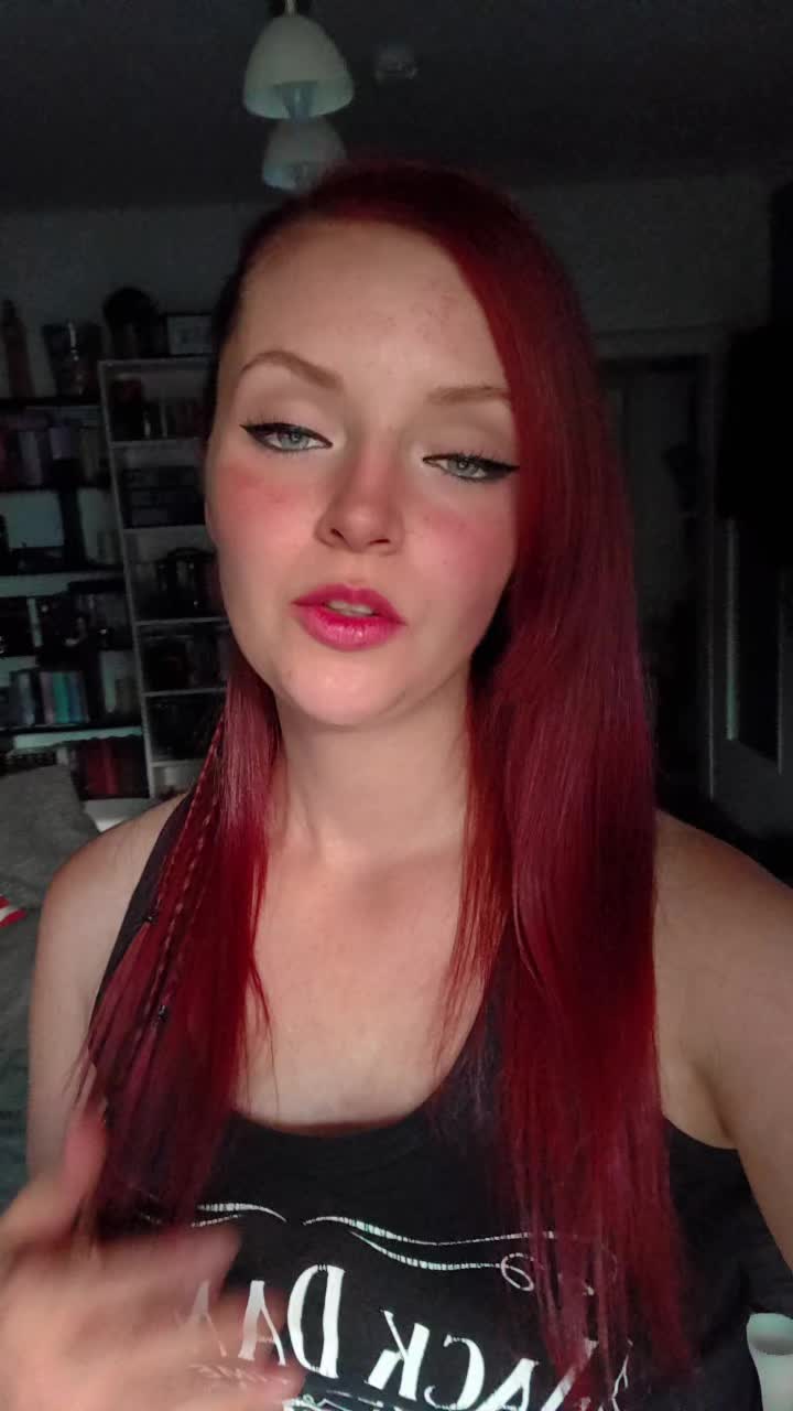 @x_xFake_Redheadx_x