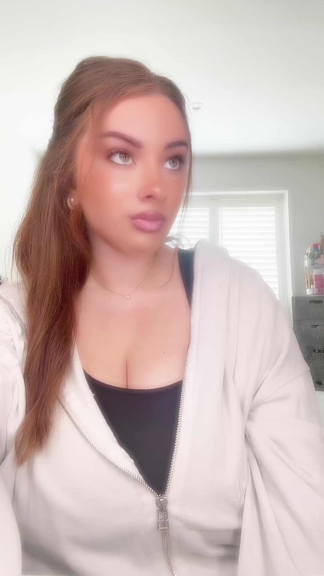 @Kayleigh 🤍☁️