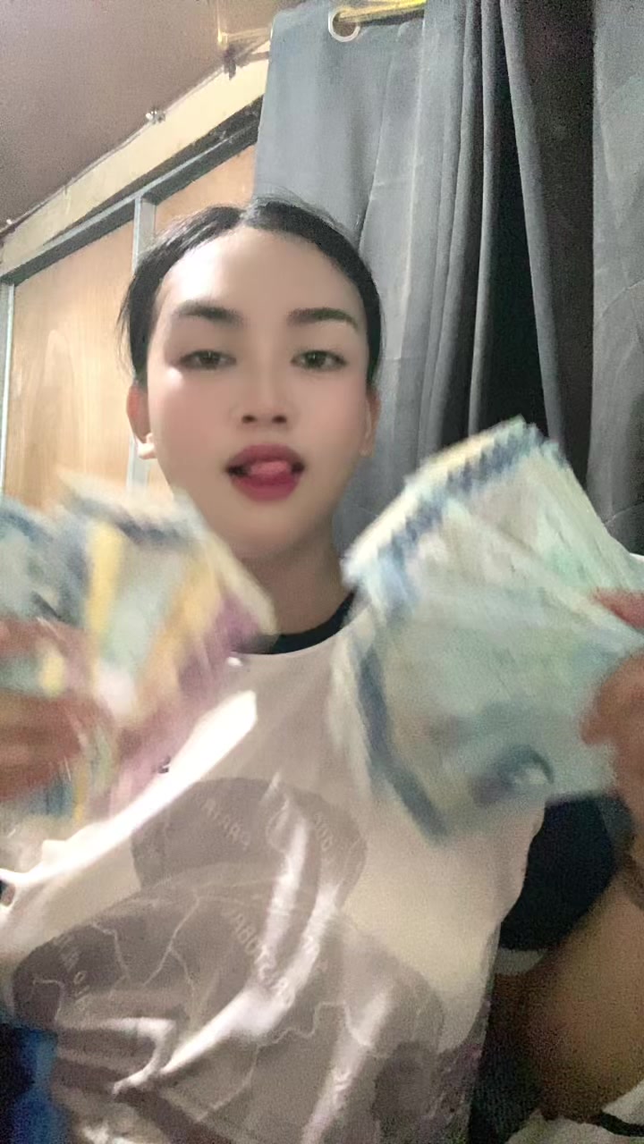 @Trixiee🤍