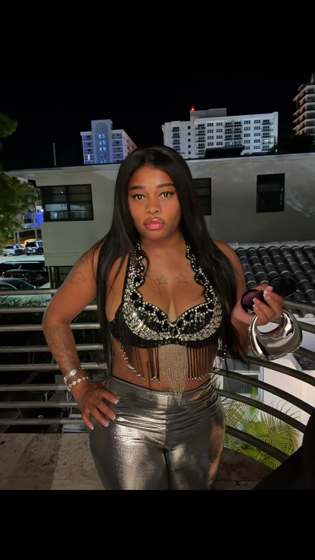 @The_EllisShow