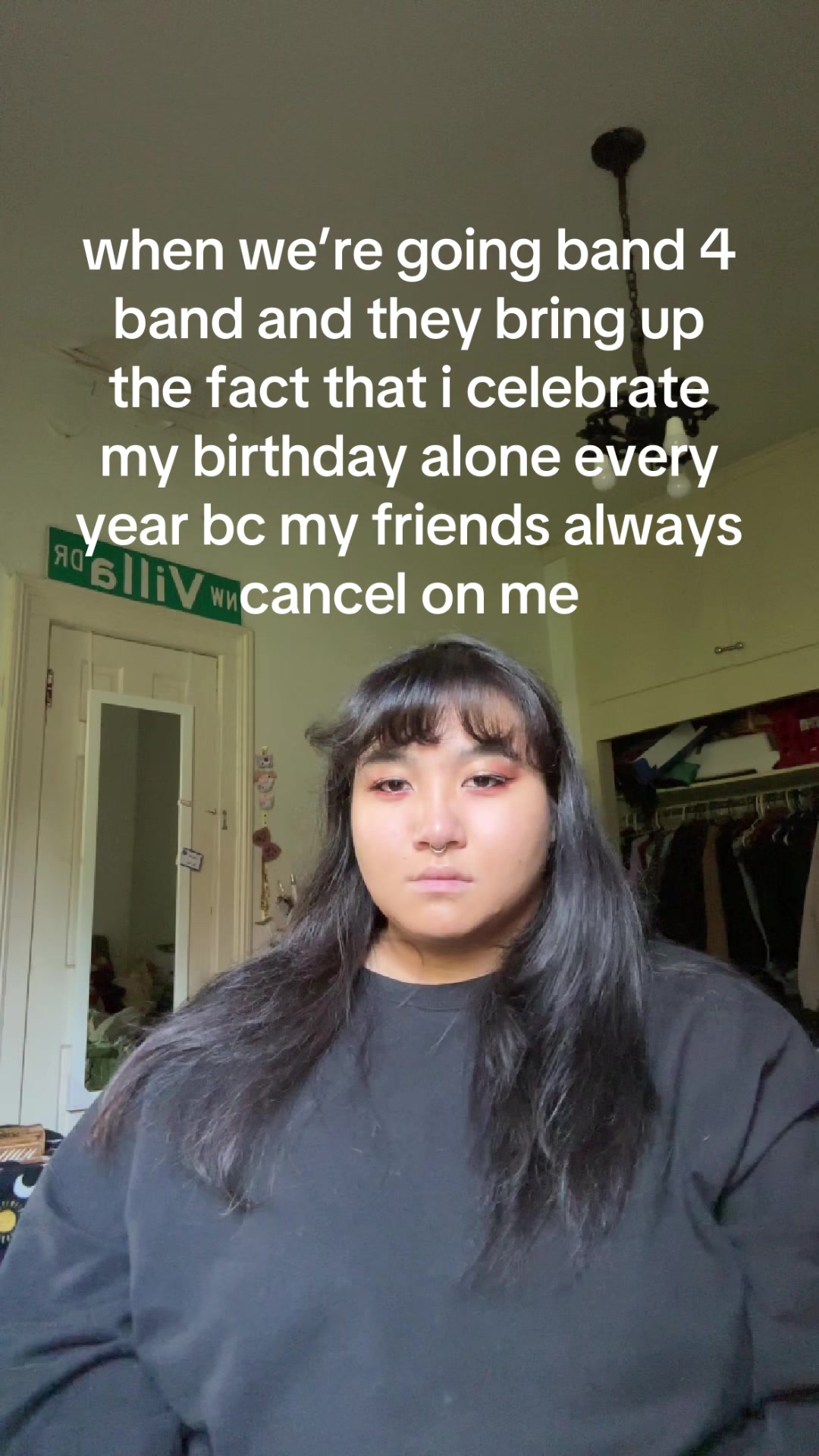 @Eek