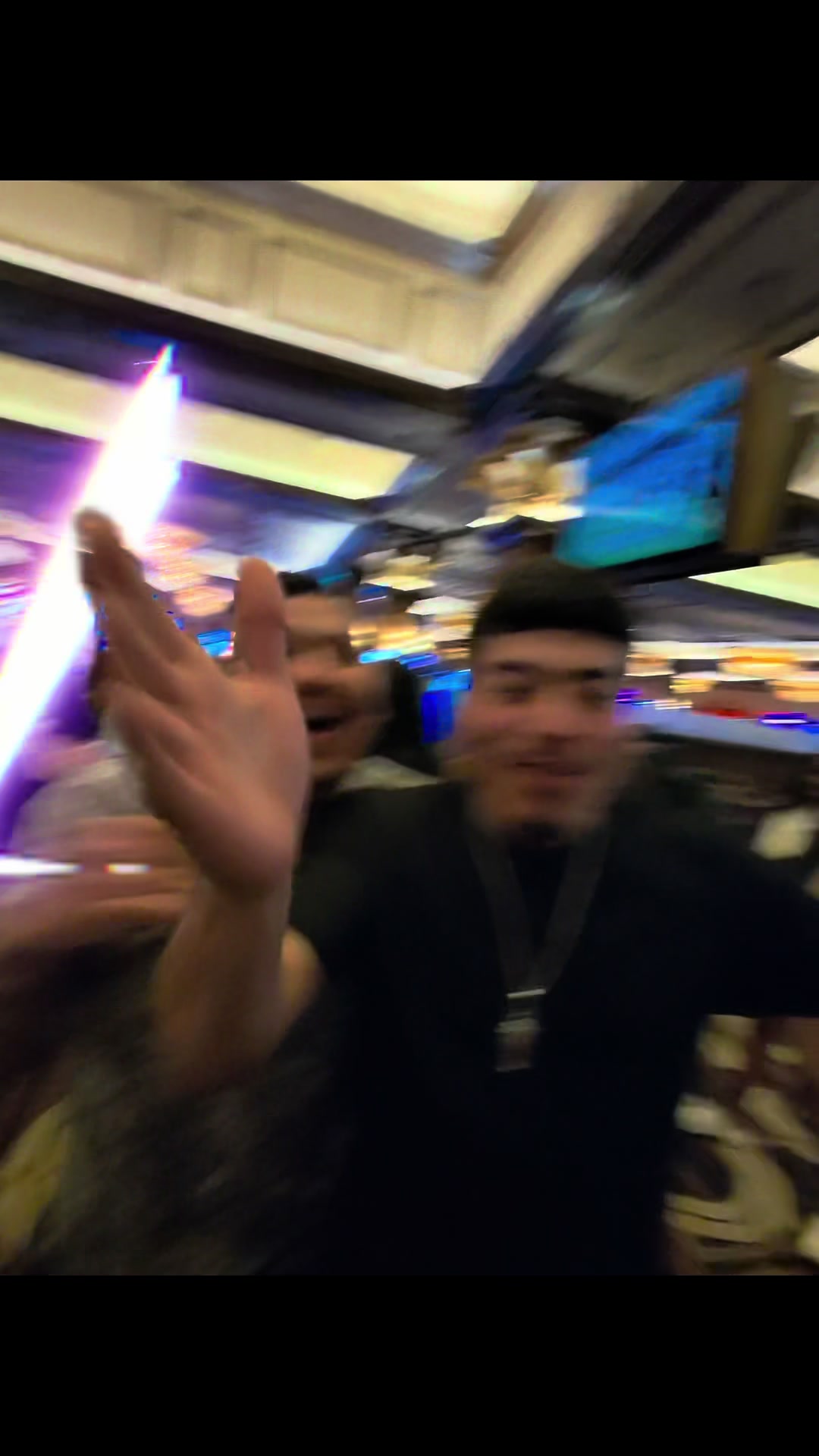 @𝓣𝓸𝓷𝔂 𝓜𝓪𝓬𝓪𝓻𝓸𝓷𝓲