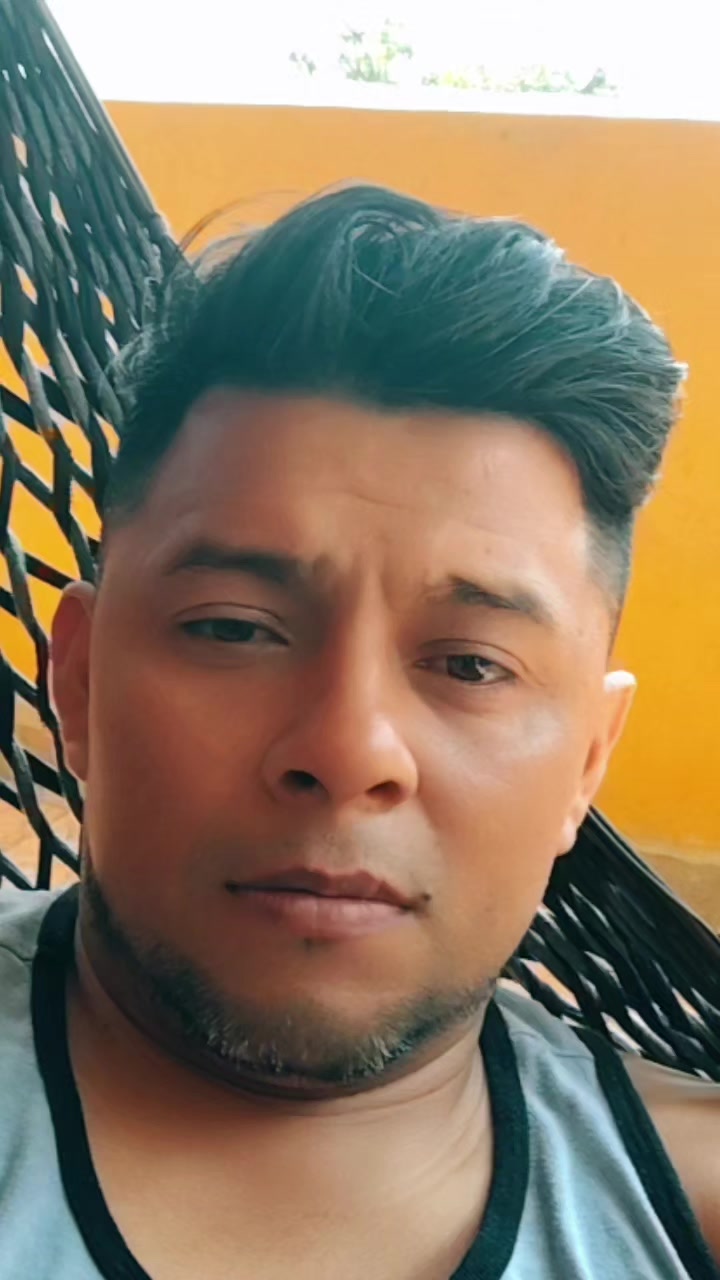 @Abg. Miguel González