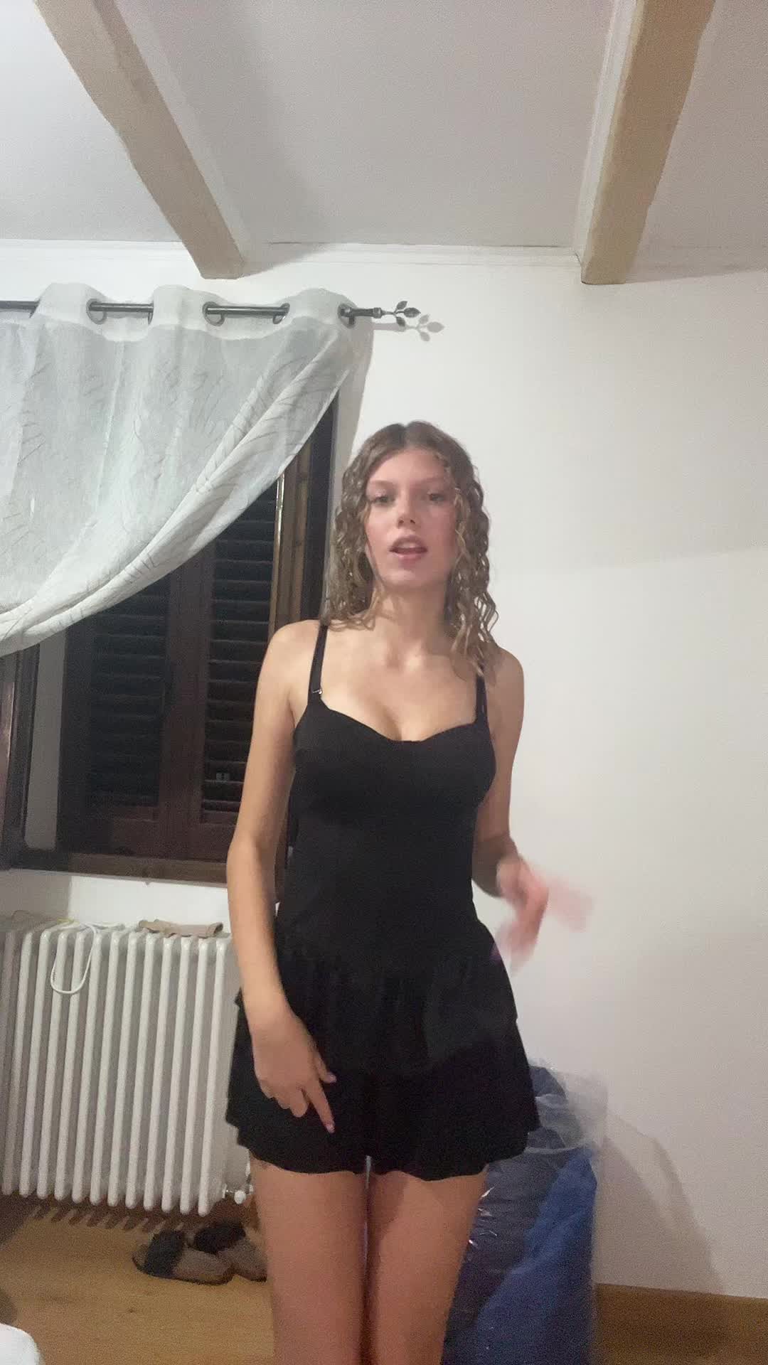 @👸🏼