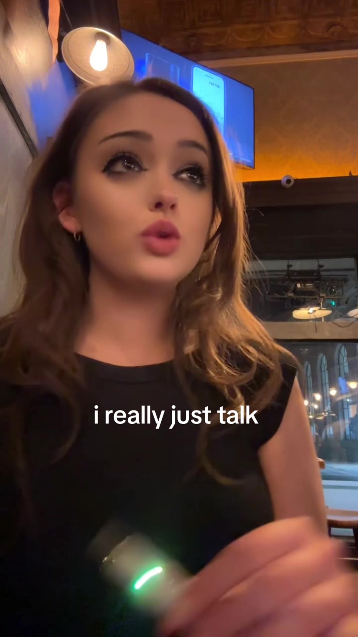 @jolie