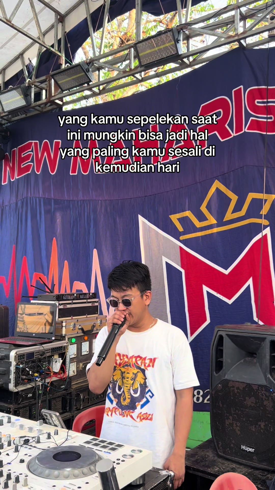 @AD 1 N