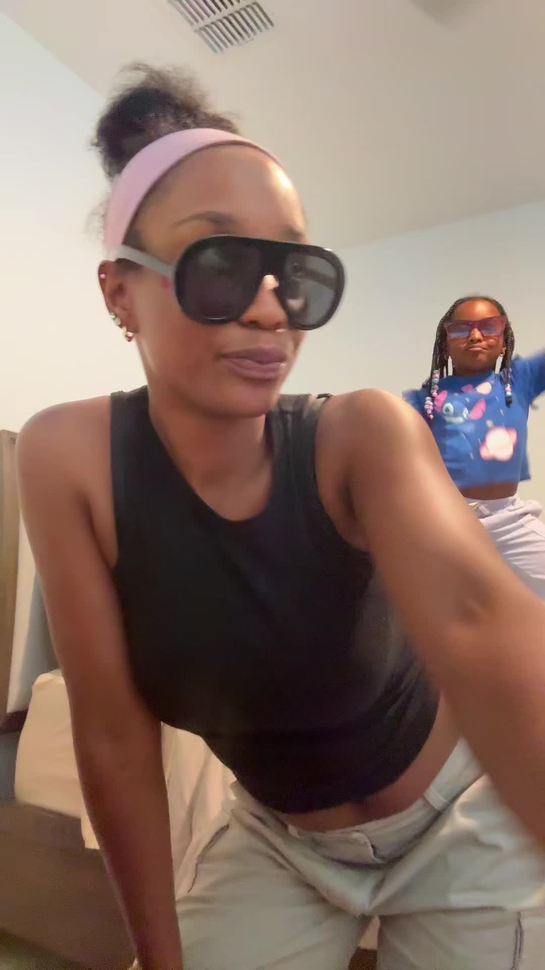 @Darnyell.