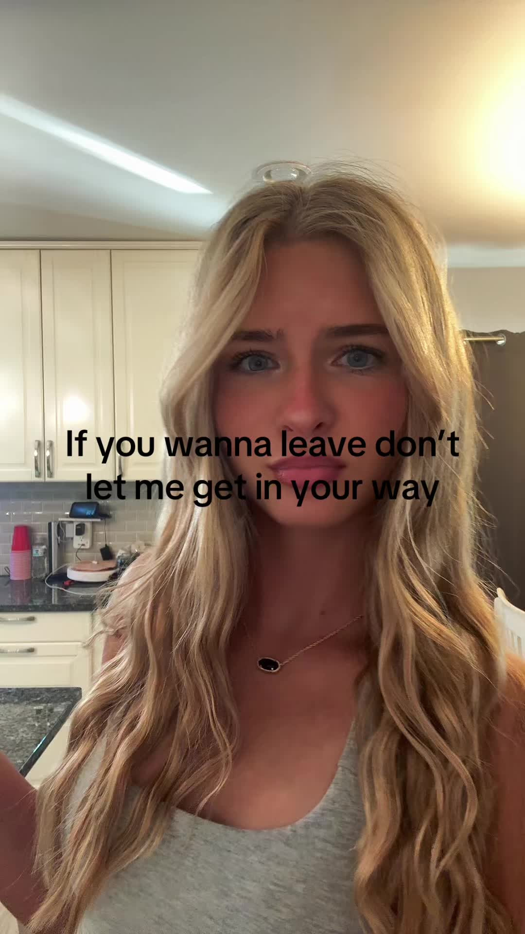 @_whoisaveri