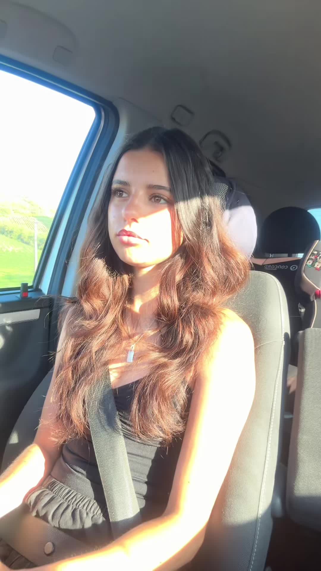 @Larinha🇵🇹