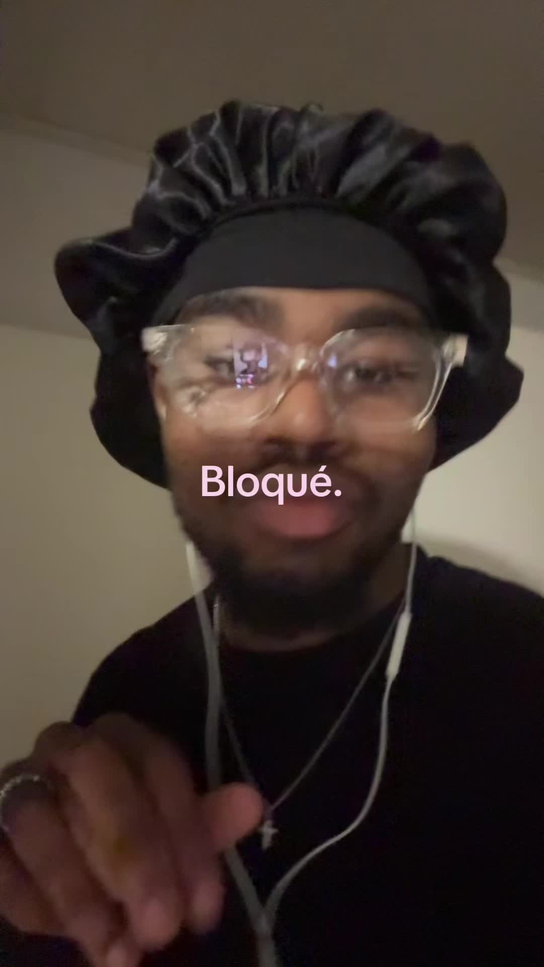 @theonethelov3R