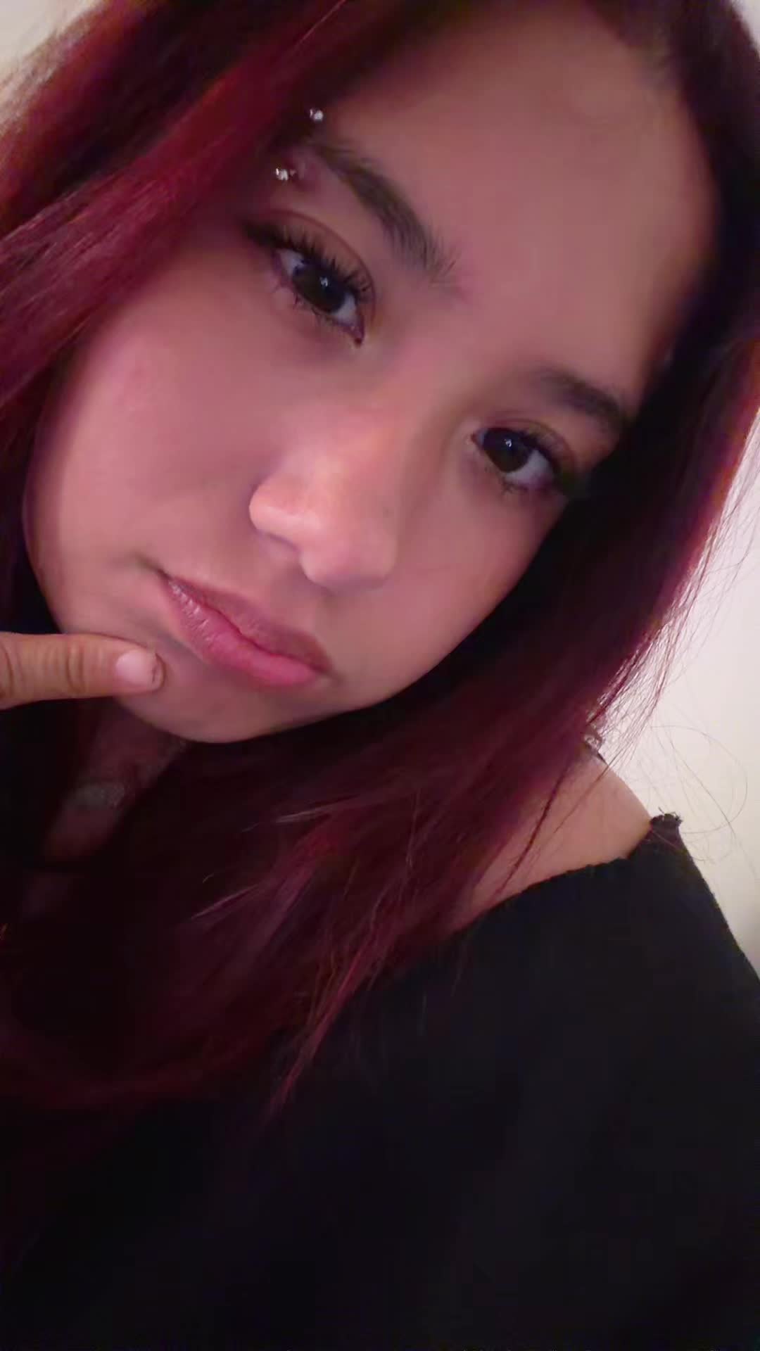 @miavela333