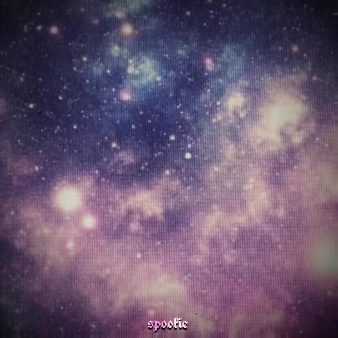 @Mickie ☆°•