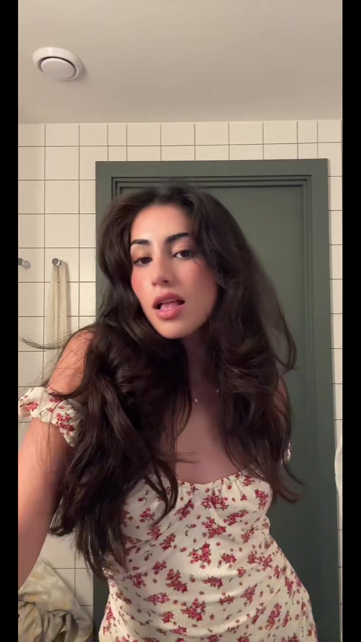 @Sabrina