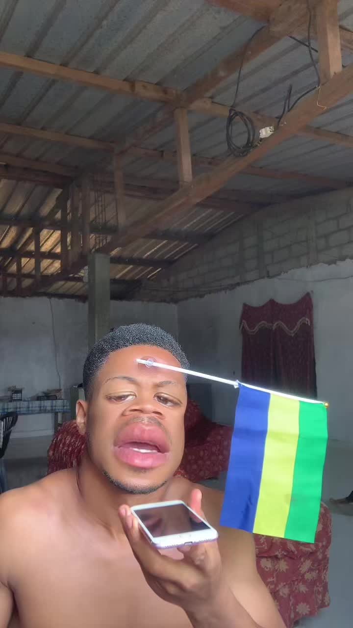 @Lũčas_scøtt_brøwñ__BOUYANGHA