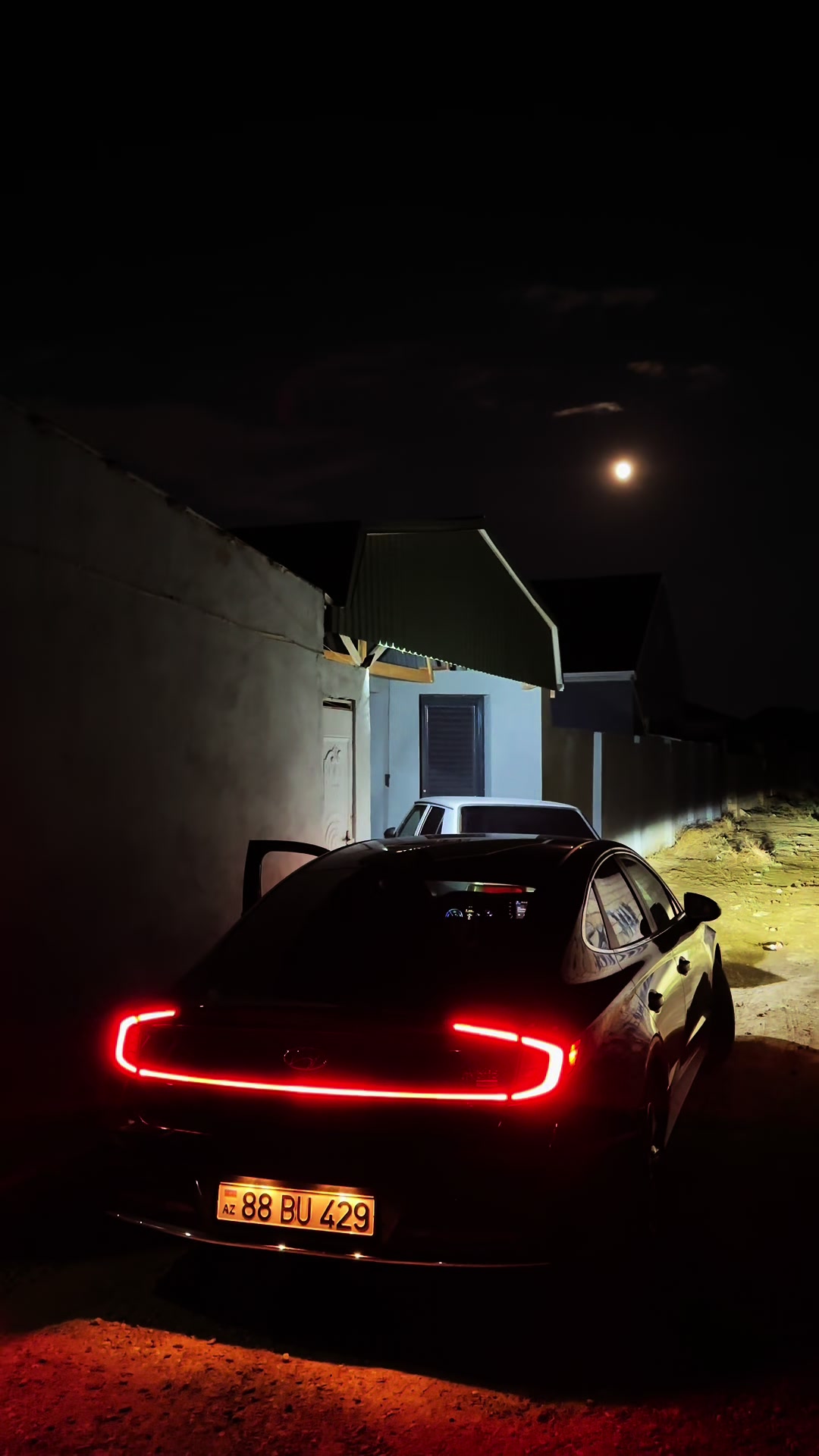 @𝟏𝟏𝟏