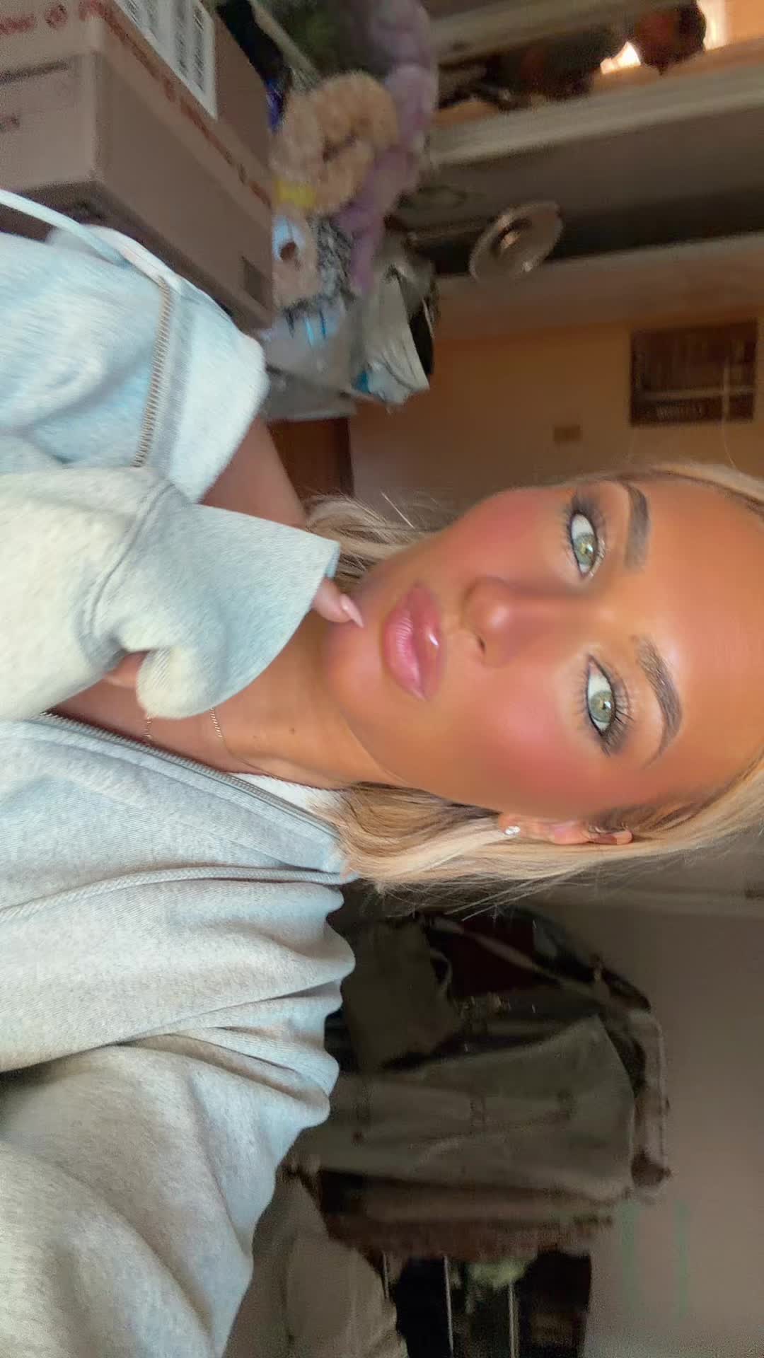 @liv