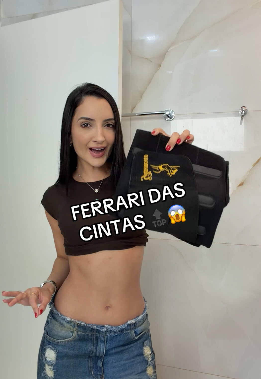 @Júlia Ferolla
