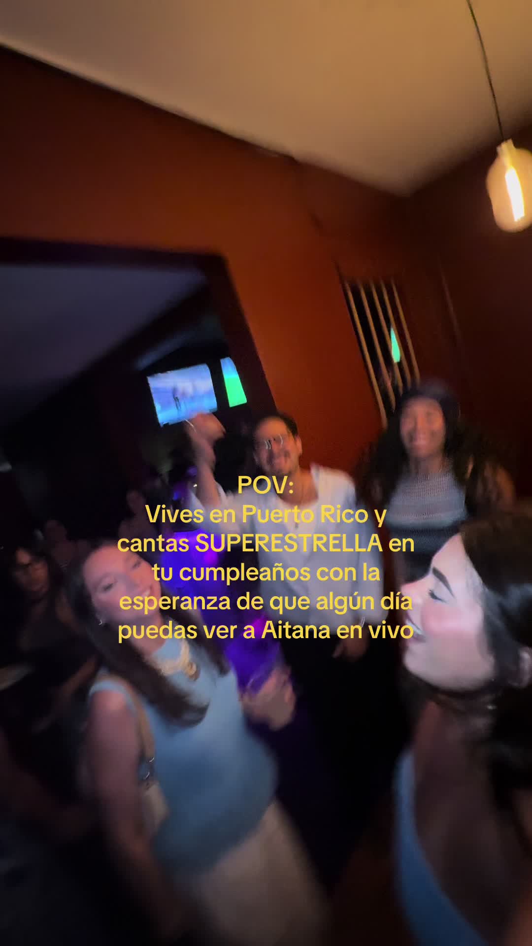 @MARÍA ELENA