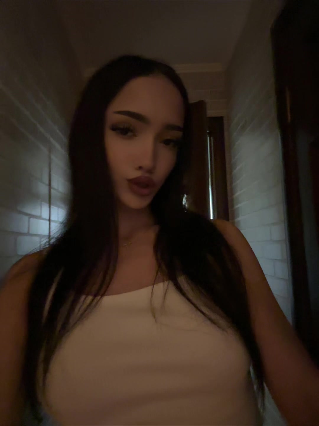 @viktorii