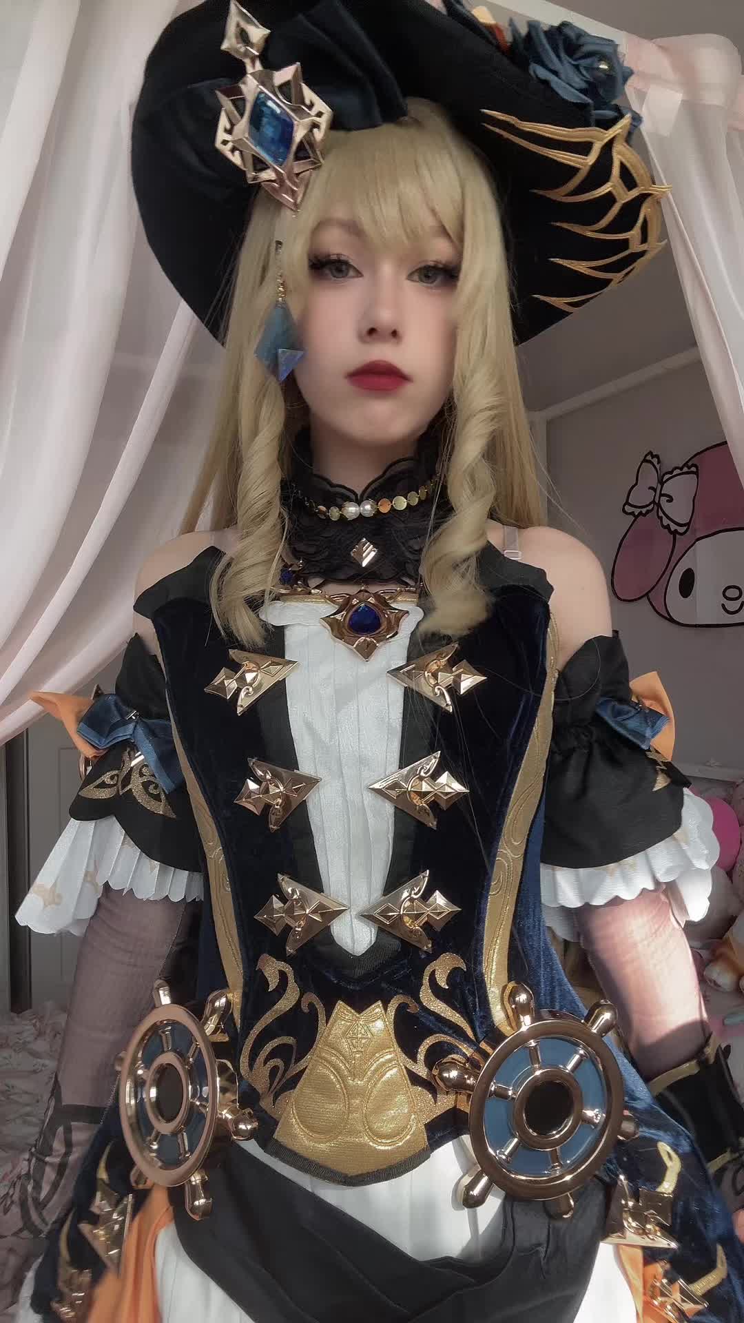 @miko_c0splay_
