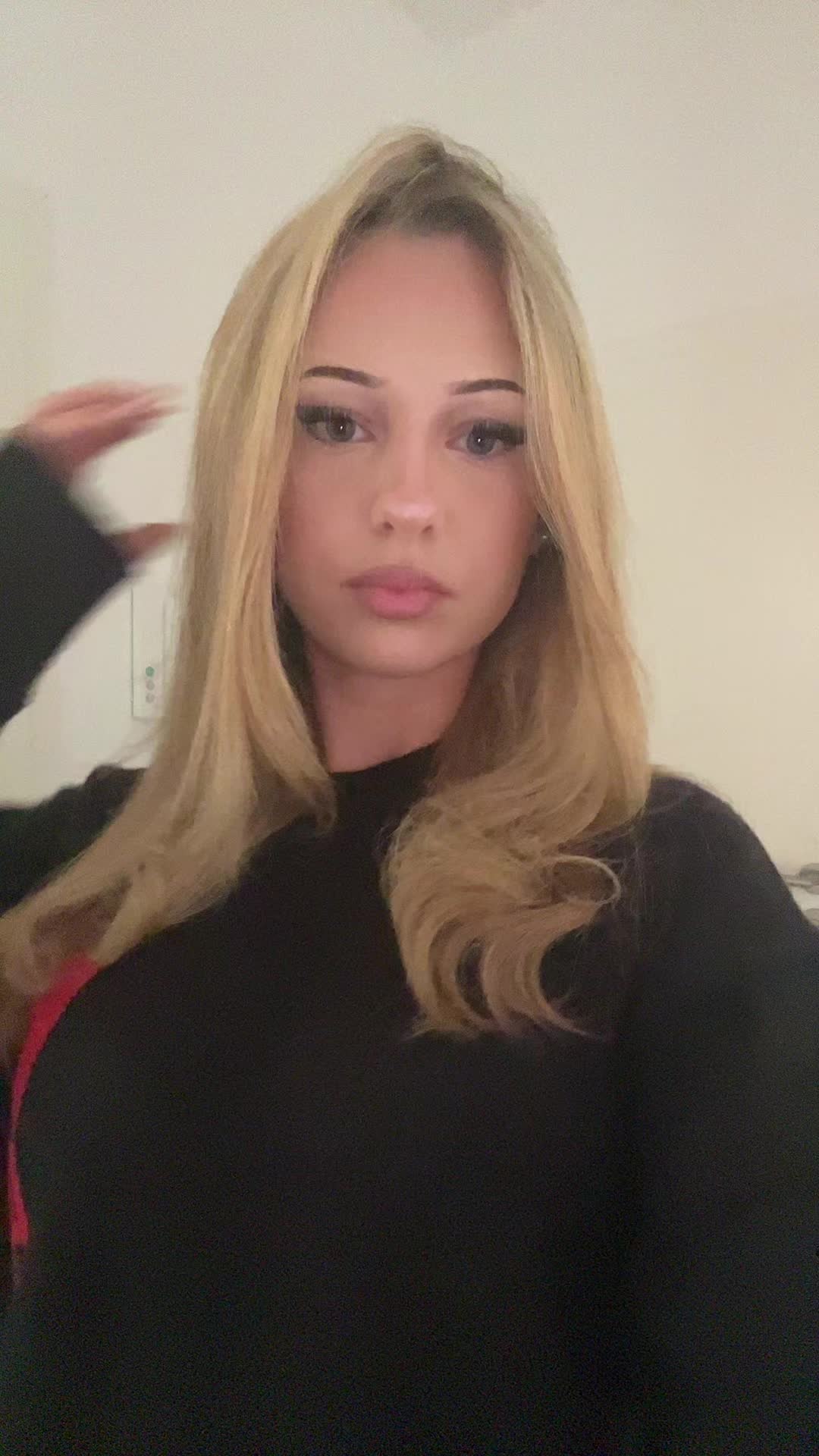 @𝐅 𝐈 𝐍 𝐘