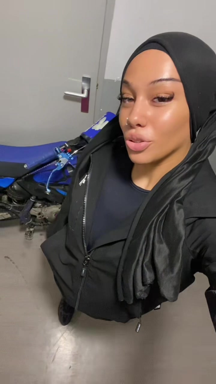 @Tessa💕