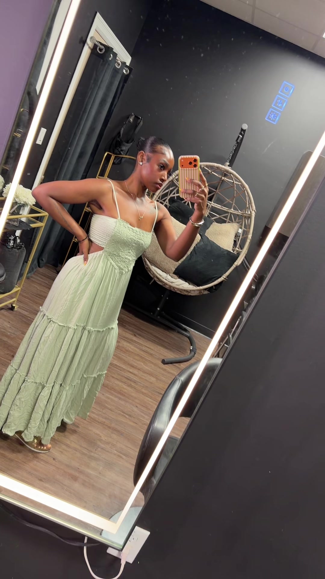 @FaithMonique🦋