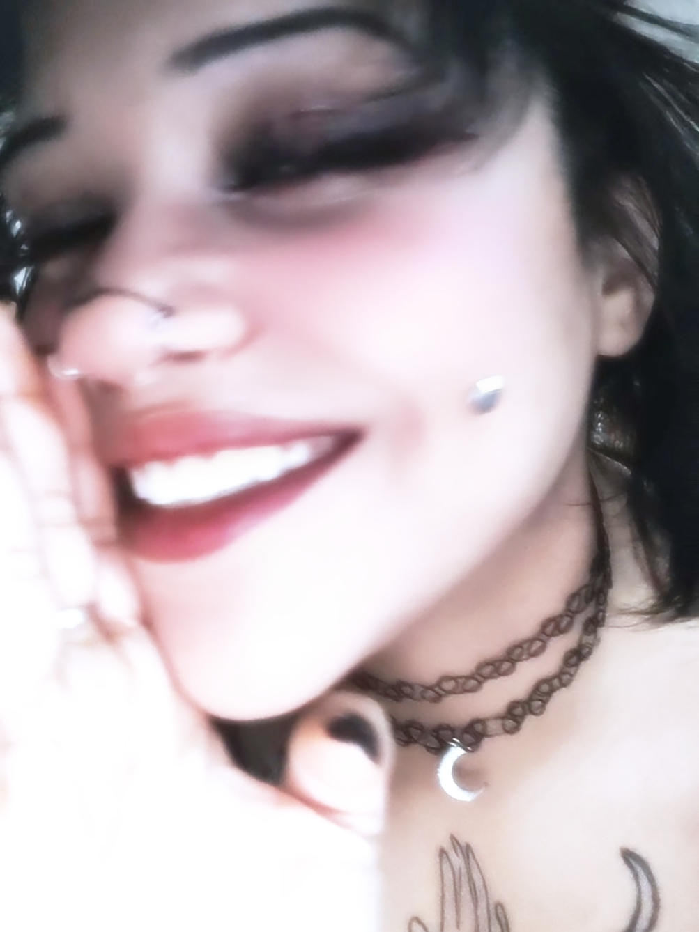 @hella_vibez1979