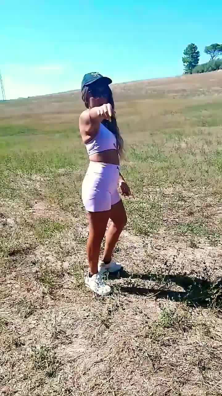 @_iamsofiax_