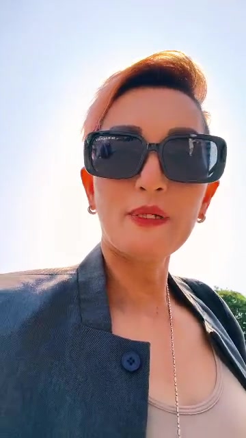 @Z8rose #smart women