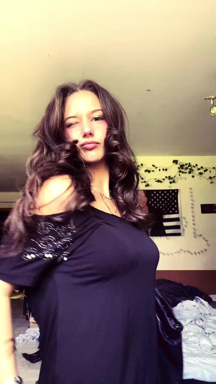 @𝐚𝐧𝐧𝐚