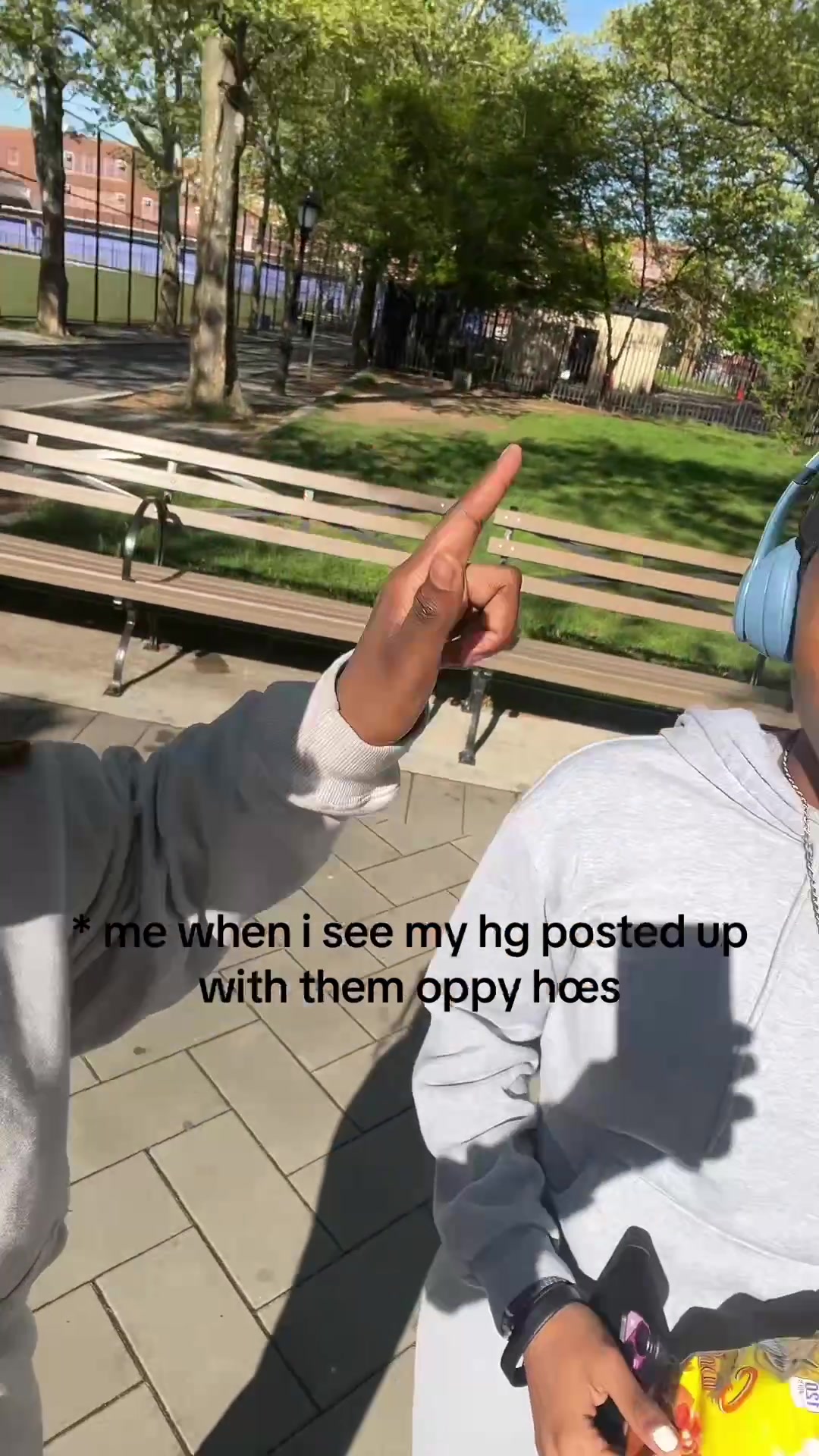 @imthequeenn@gmail.com