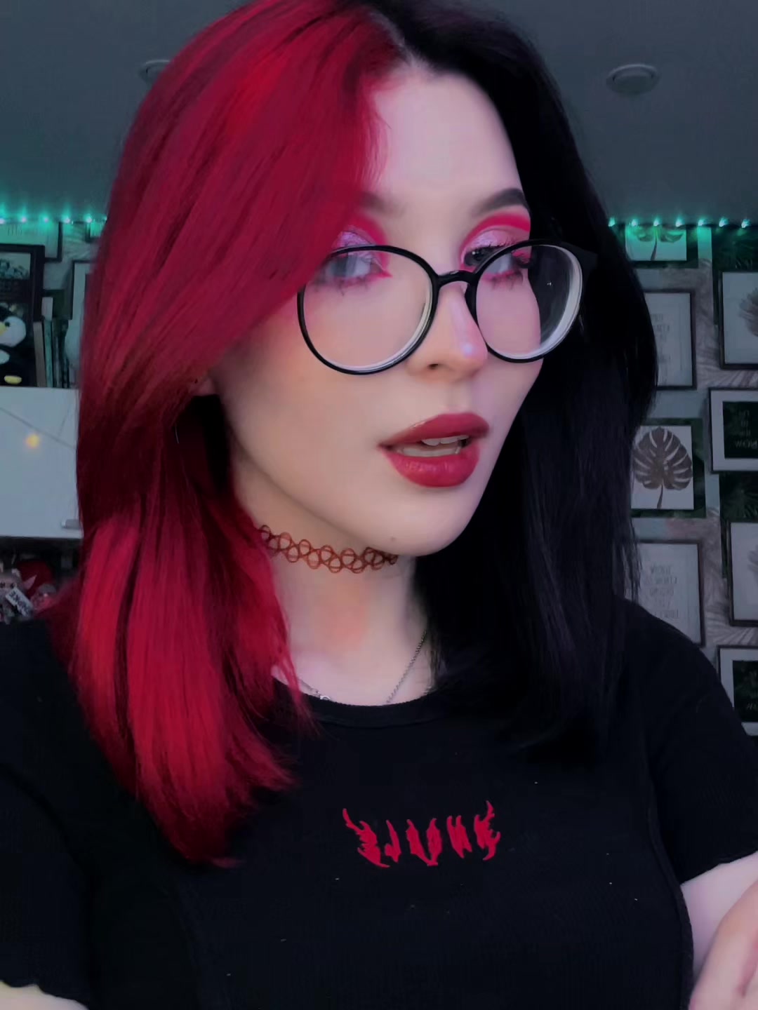 @лика🐈⬛🖤