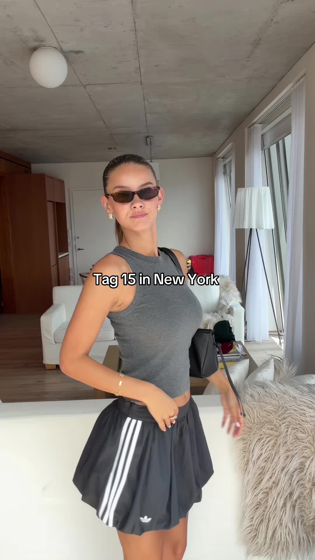 @nicolacavanis