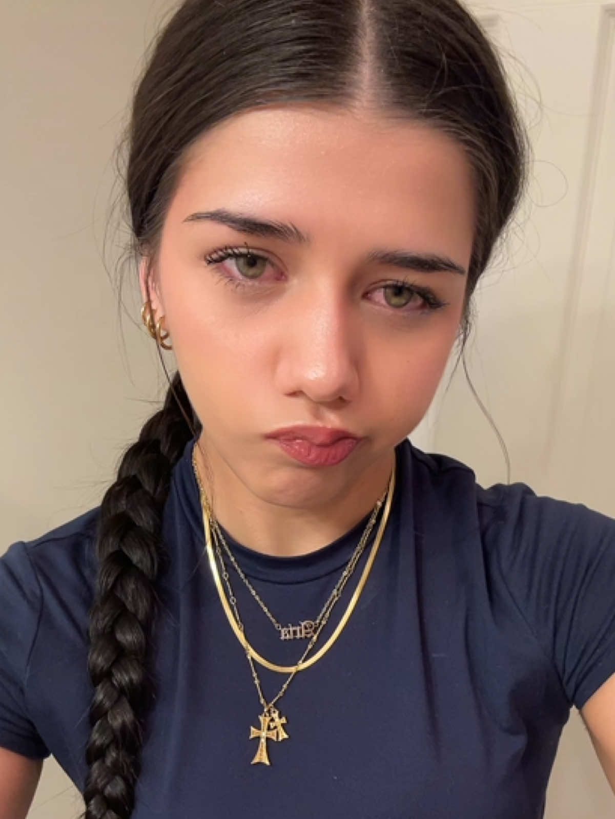 @ariskii 𖣂
