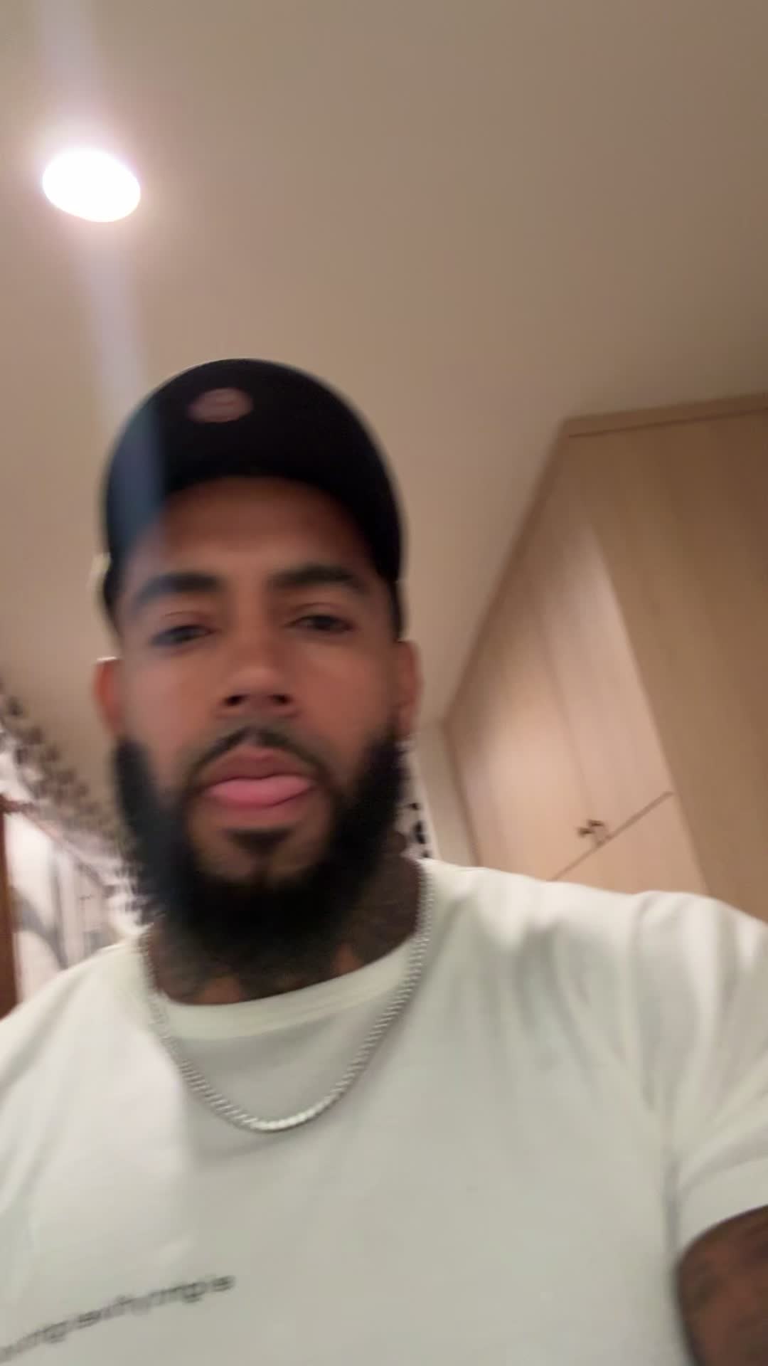 @FredoVibezz