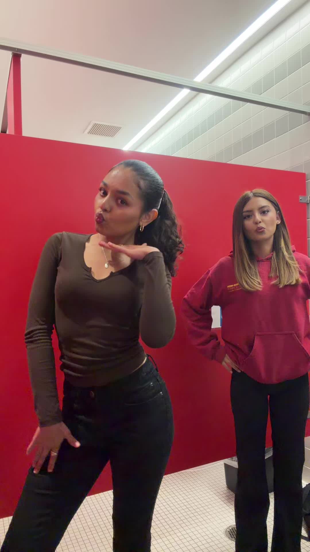 @𝒜𝓁ℯ𝓍𝓍𝒶