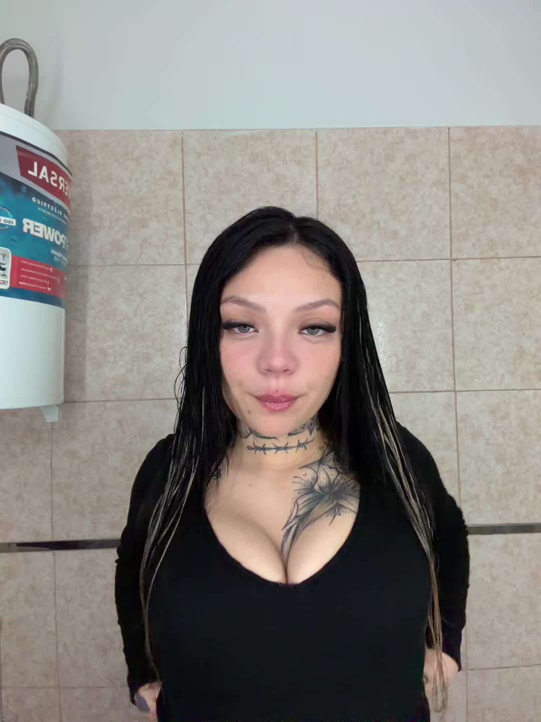 @wachamaldita
