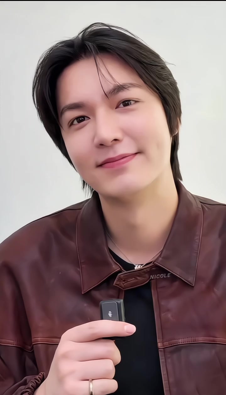 @Minoz_Nicole