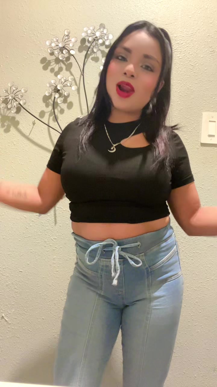 @yoliespinal