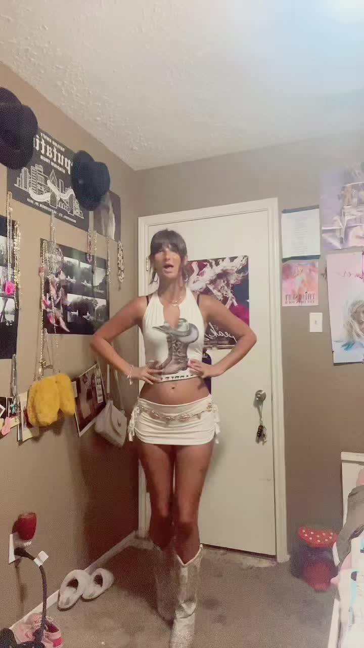 @the.life.of.a.showgirlts