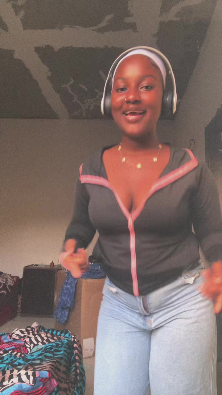 @🙈la divas🎧❤️