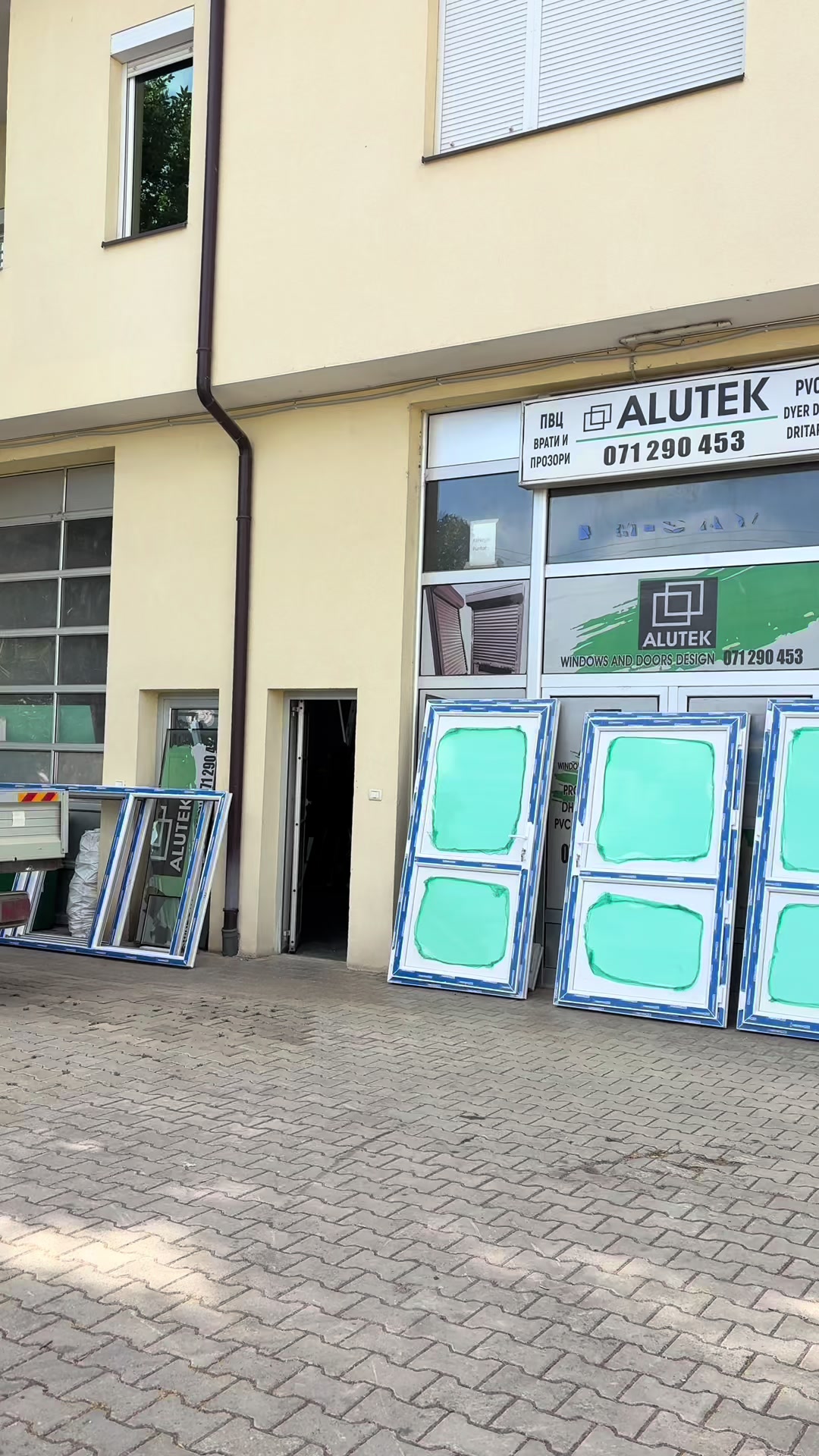 @ALUTEK 🪟🚪